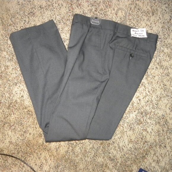Men Size 34 x 30 - Grey Slacks/Pants by Kenneth Cole Reaction - Picture 1 of 1